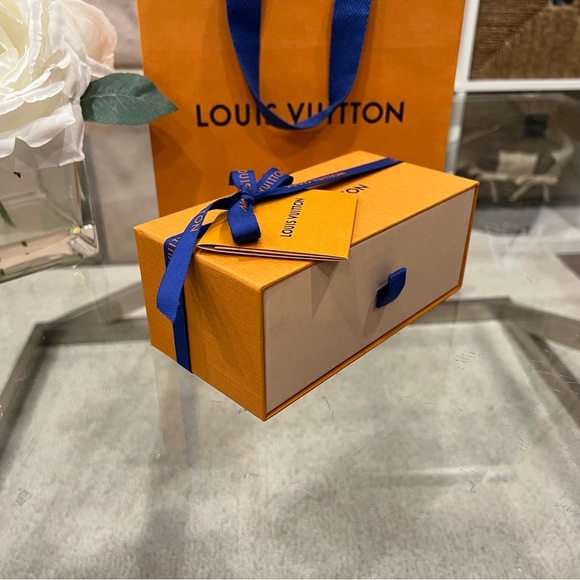 Louis Vuitton Gift Box Set - Picture 3 of 10